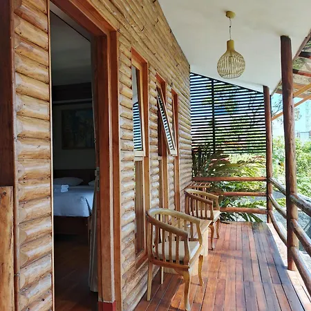 Spring Hill Hotel Ruteng Exterior photo