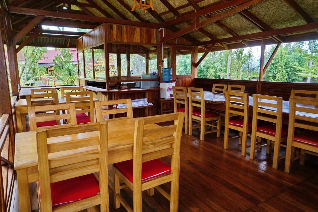 Hotel Spring Hill Ruteng